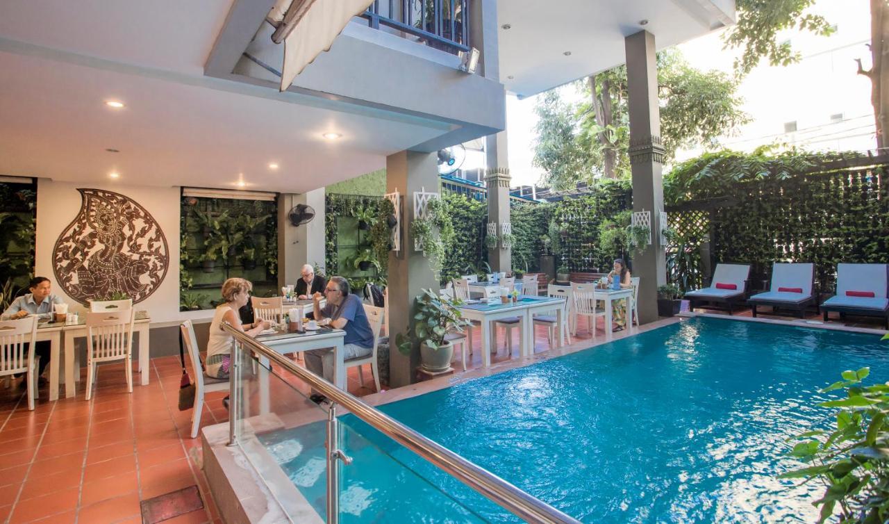 King Grand Boutique Hotel Phnom-Penh Buitenkant foto