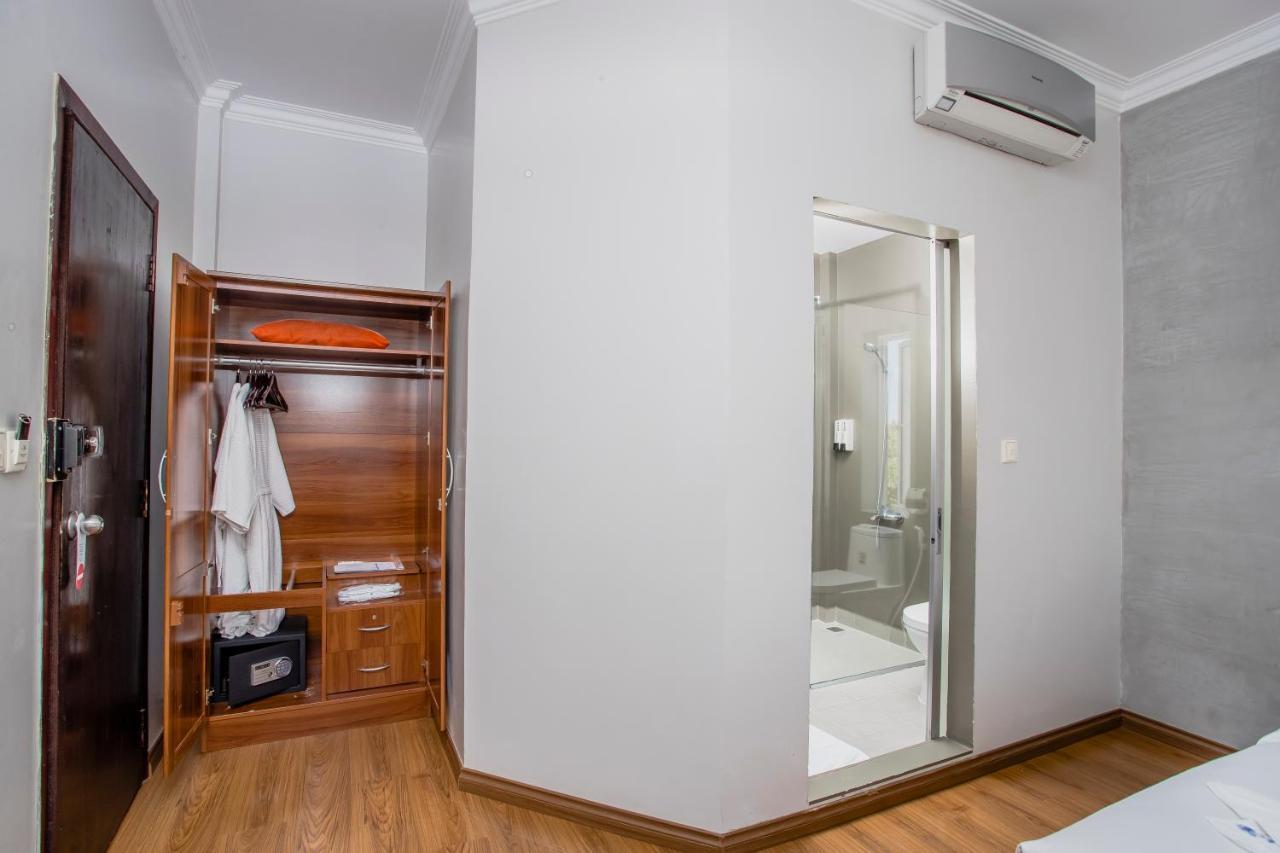 King Grand Boutique Hotel Phnom-Penh Buitenkant foto