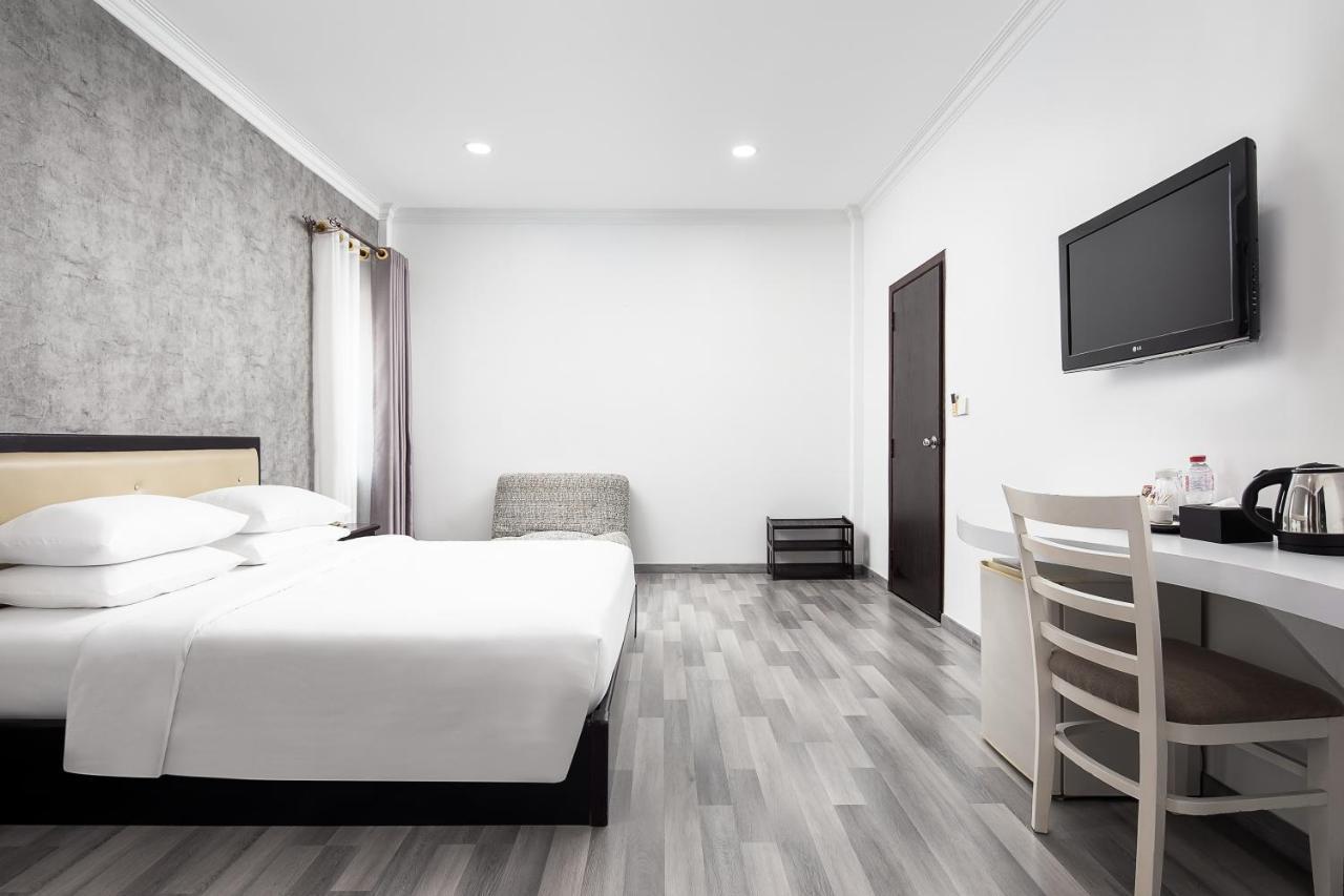 King Grand Boutique Hotel Phnom-Penh Buitenkant foto