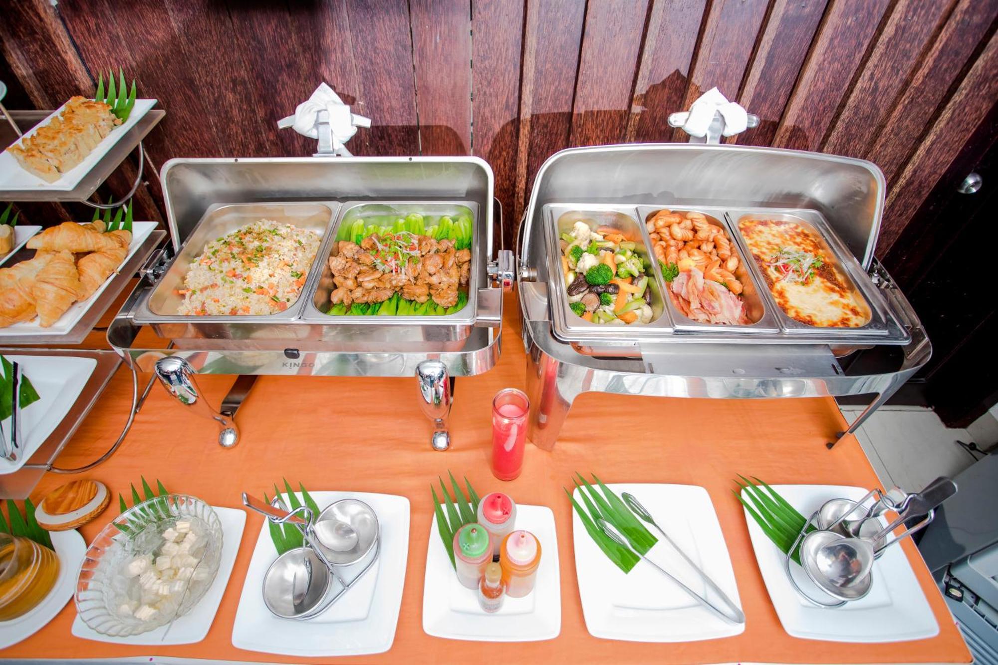 King Grand Boutique Hotel Phnom-Penh Buitenkant foto
